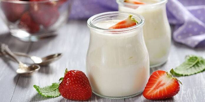 strawberry yogurt to lose weight
