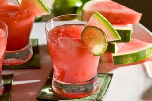 Watermelon diet for weight loss, excludes all types of drinks